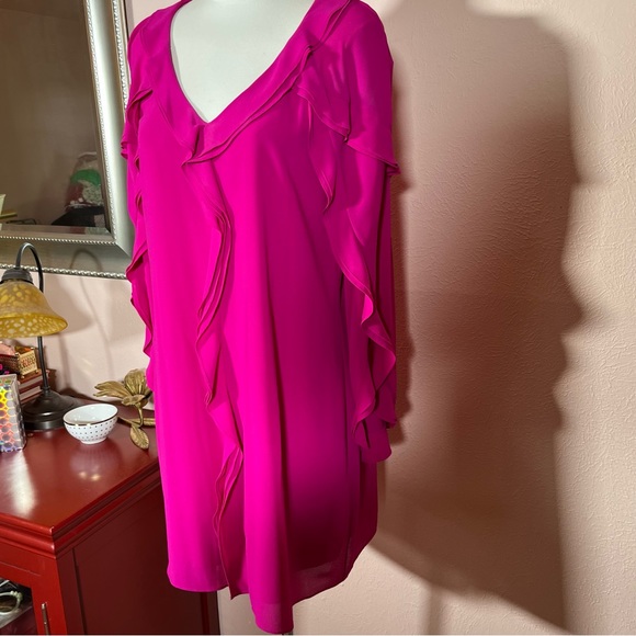NEW Belle Badgley Mischka Magenta Long Sleeve Ruffle front Mini cocktail Dress - Picture 4 of 17